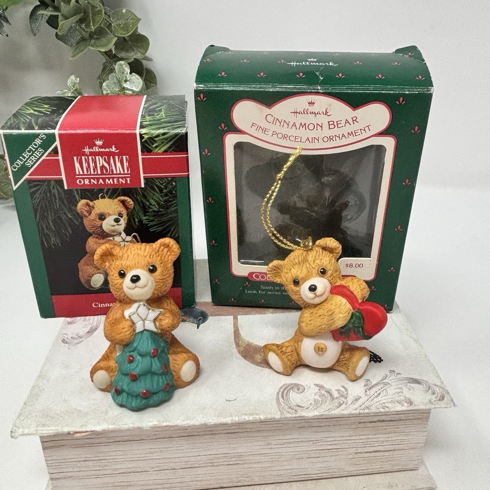 2 Hallmark Christmas Ornaments‎ Cinnamon Bear Keepsake  # 8 & Collectors Series